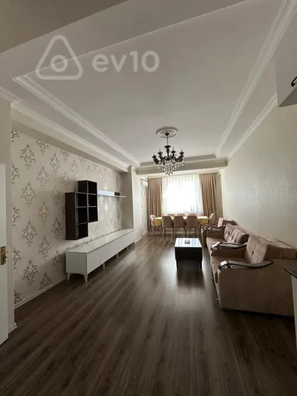Kirayə verilir 2 otaqlı yeni tikili 80 m²