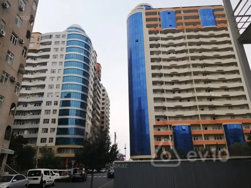 Kirayə verilir 4 otaqlı yeni tikili 120 m²