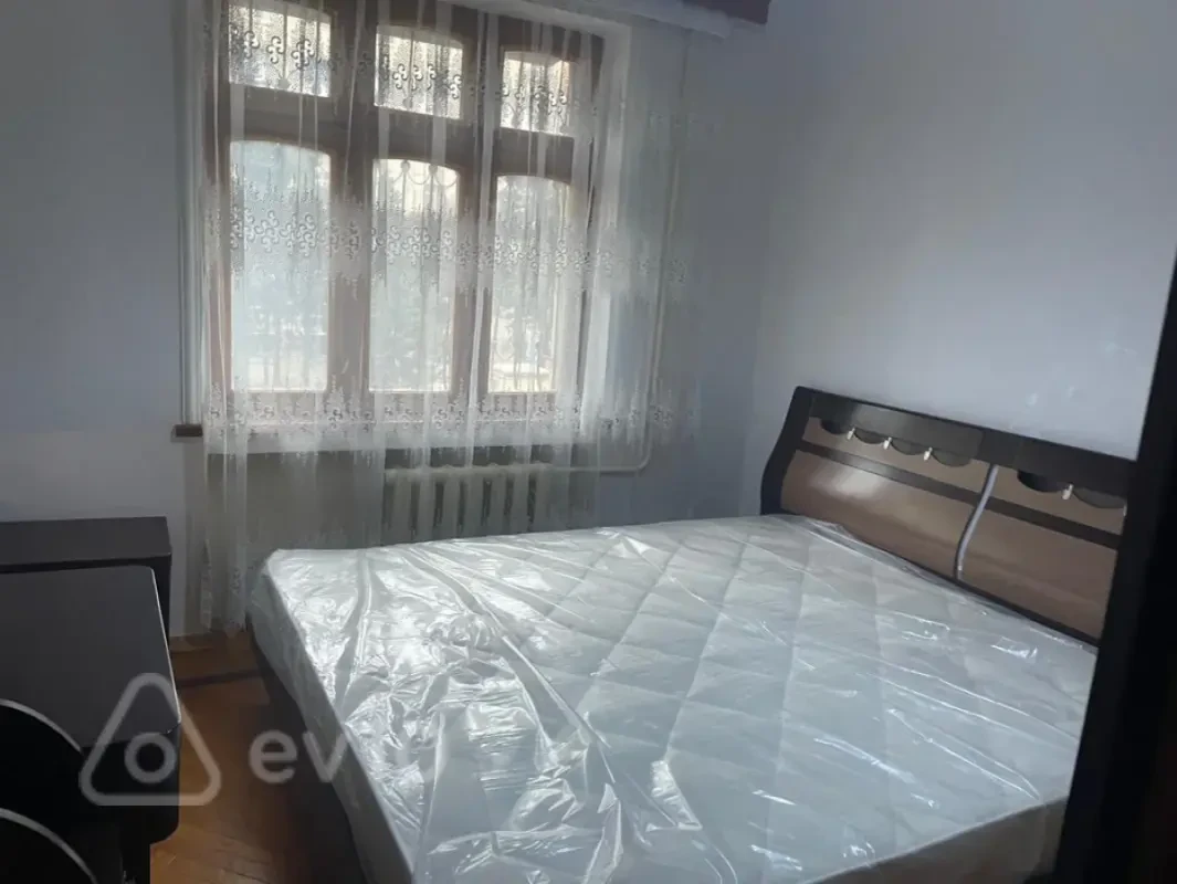 Kirayə verilir 2 otaqlı yeni tikili 60 m²