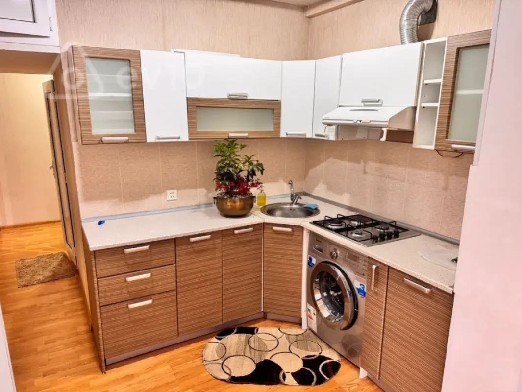 Kirayə verilir 1 otaqlı köhnə tikili 40 m²