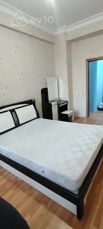 Kirayə verilir 3 otaqlı yeni tikili 90 m²