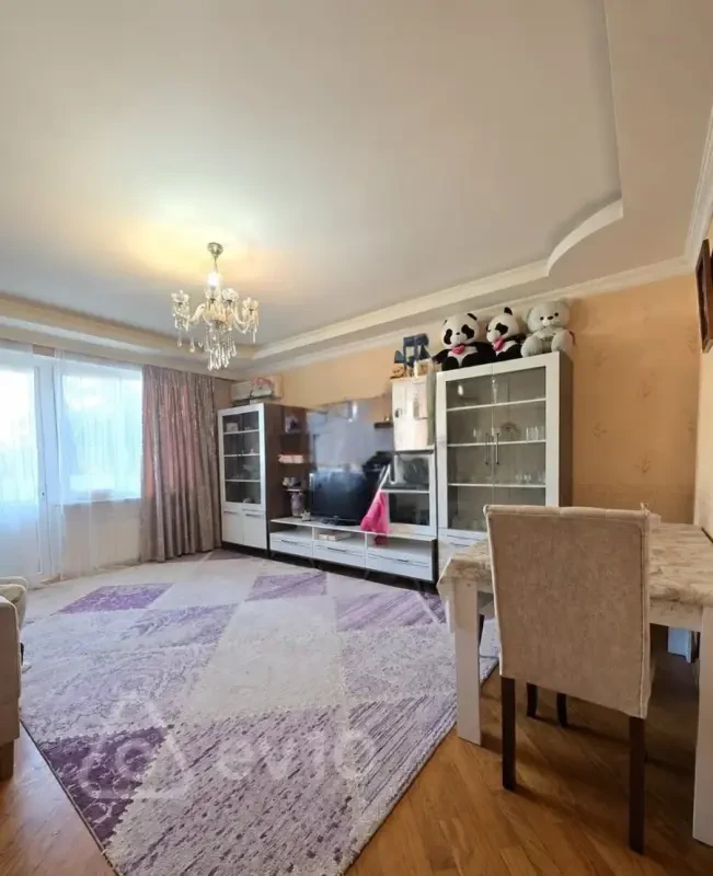 Satılır 3 otaqlı köhnə tikili 87 m²