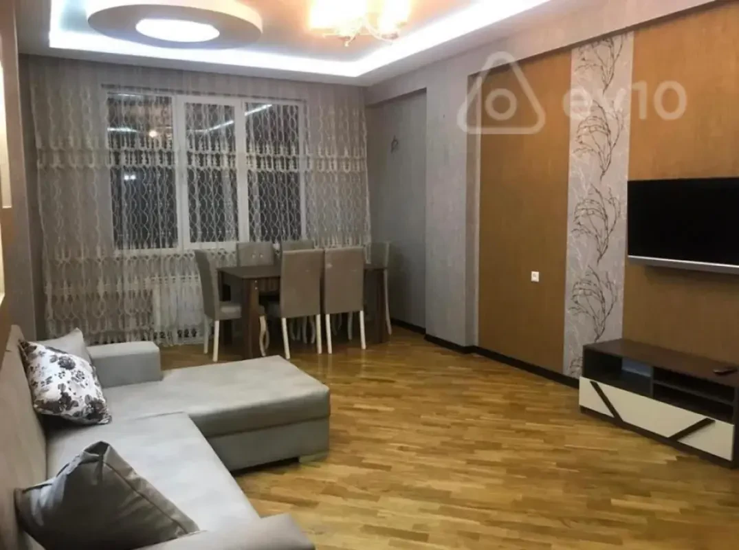 Kirayə verilir 3 otaqlı yeni tikili 100 m²