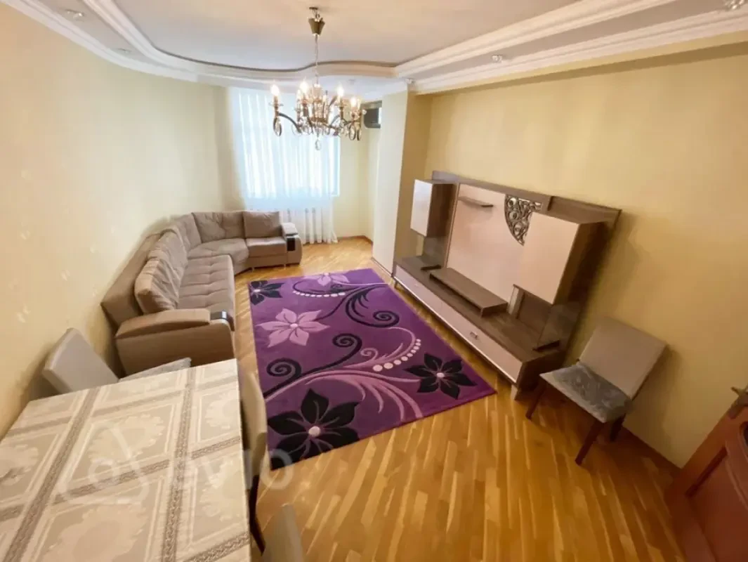 Satılır 3 otaqlı yeni tikili 125 m²