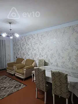 Kirayə verilir 2 otaqlı köhnə tikili 50 m² — Bakı, Nizami 2 otaq 50.00 m²