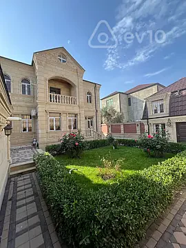 Satılır 5 otaqlı həyət evi 220 m² — Bakı, Səbail 5 otaq 220.00 m²