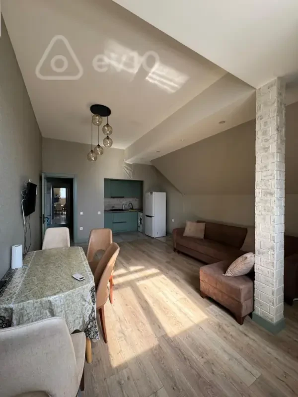 Kirayə verilir 3 otaqlı yeni tikili 80 m²
