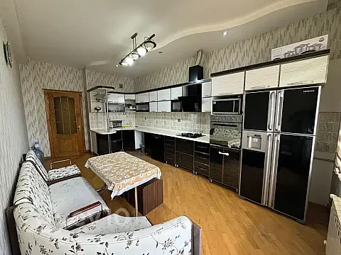 Kirayə verilir 2 otaqlı yeni tikili 90 m² — Bakı, Nərimanov 2 otaq 90.00 m²