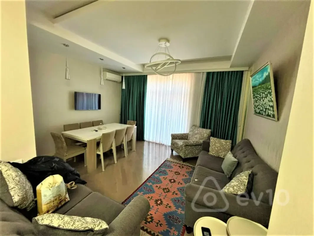 Kirayə verilir 3 otaqlı yeni tikili 110 m²