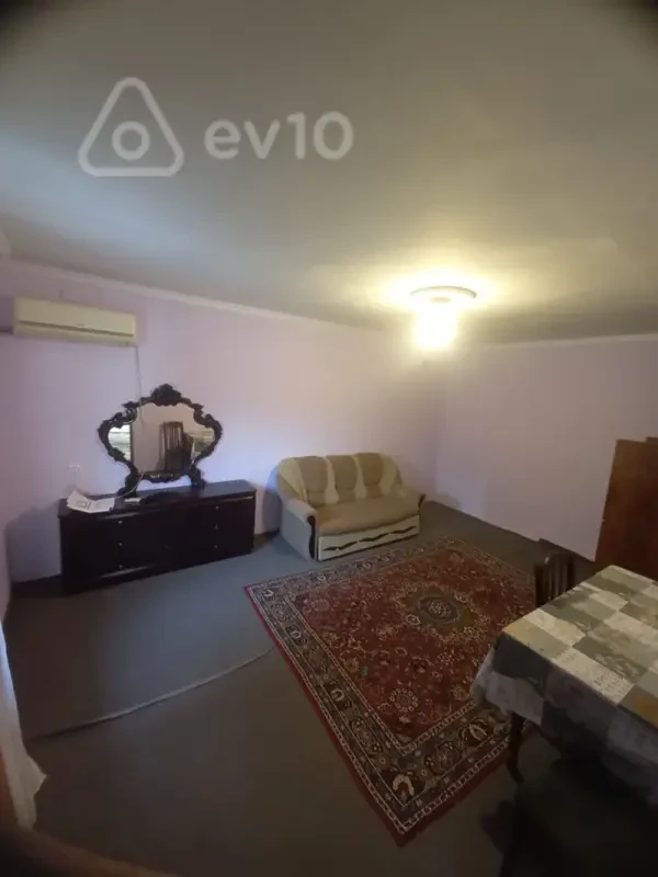 Kirayə verilir 2 otaqlı həyət evi 40 m²