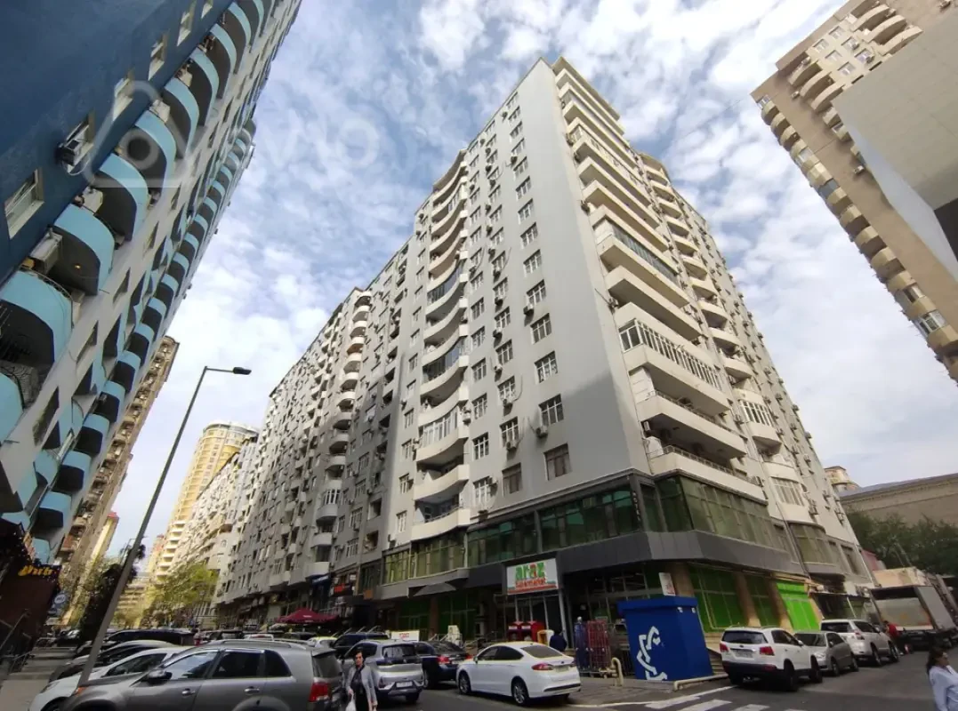 Kirayə verilir 2 otaqlı yeni tikili 95 m²