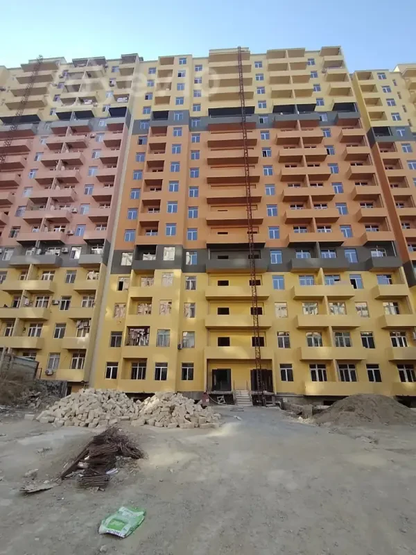 Satılır 2 otaqlı yeni tikili 80 m²