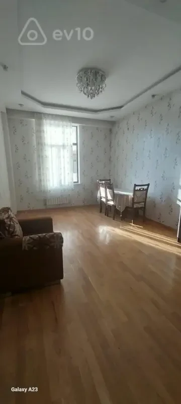 Kirayə verilir 3 otaqlı yeni tikili 108 m²
