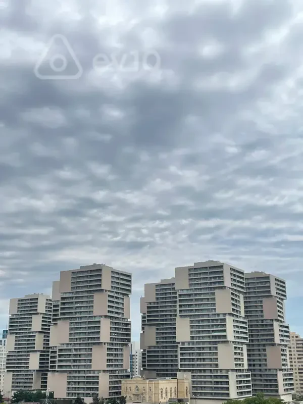 Satılır 2 otaqlı yeni tikili 99 m²