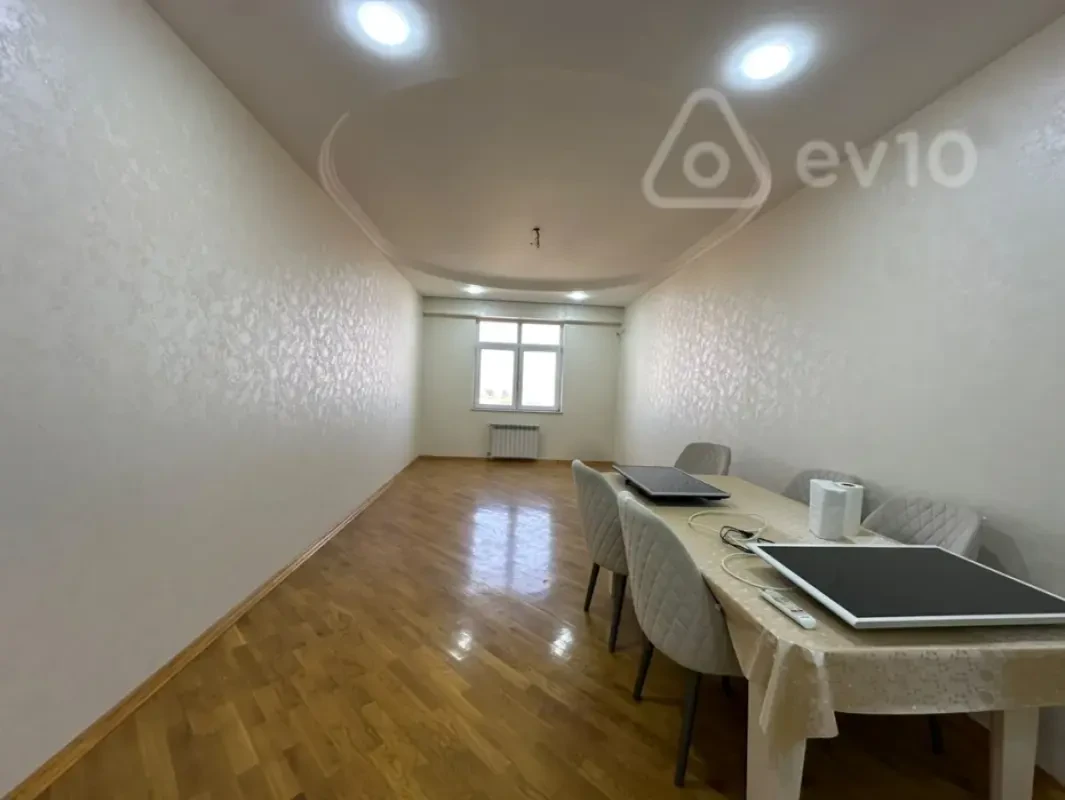 Satılır 3 otaqlı yeni tikili 102 m²