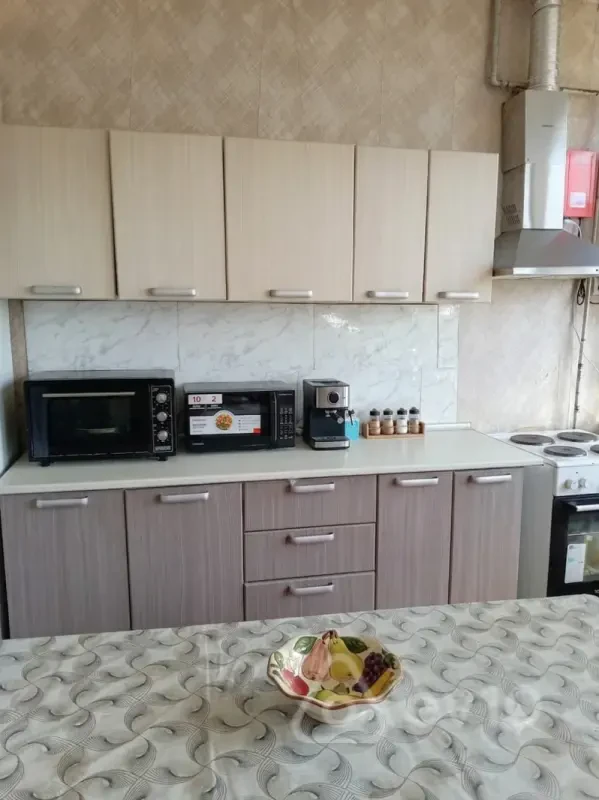Satılır 3 otaqlı köhnə tikili 60 m²
