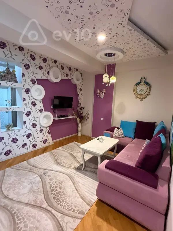 Kirayə verilir 2 otaqlı yeni tikili 65 m²