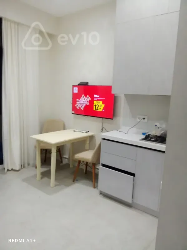 Kirayə verilir 2 otaqlı yeni tikili 60 m²