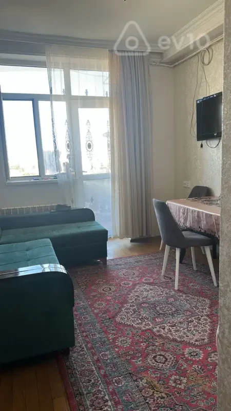 Kirayə verilir 2 otaqlı yeni tikili 60 m²