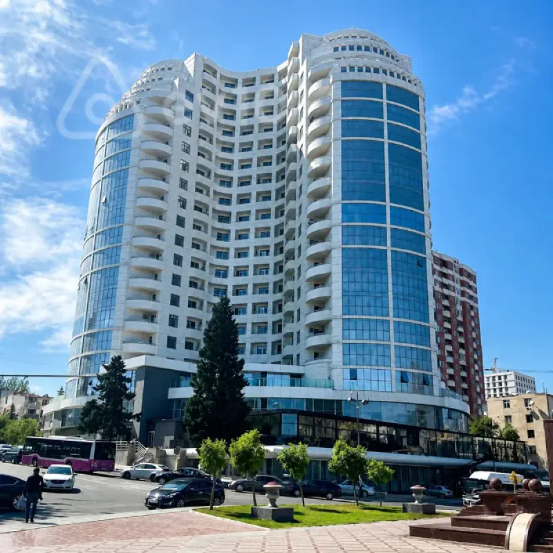 Satılır 4 otaqlı yeni tikili 168 m²