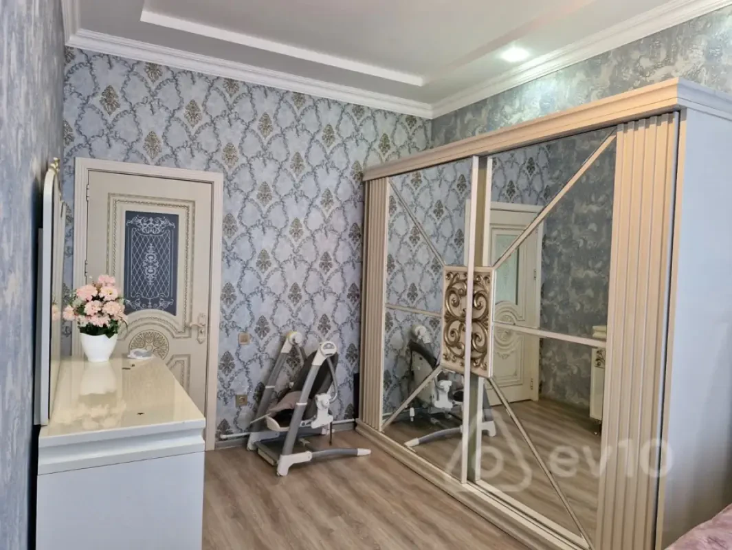 Kirayə verilir 2 otaqlı yeni tikili 60 m²