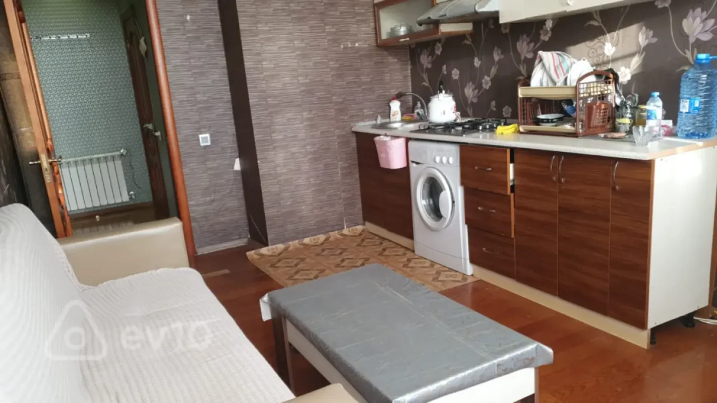 Kirayə verilir 2 otaqlı yeni tikili 60 m²