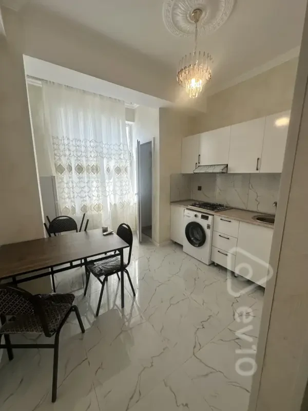 Kirayə verilir 2 otaqlı yeni tikili 55 m²