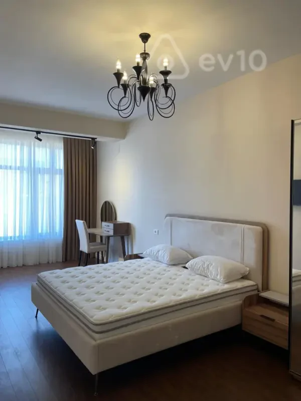 Kirayə verilir 2 otaqlı yeni tikili 85 m²