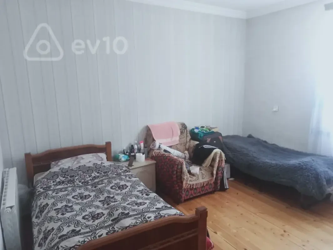 Kirayə verilir 4 otaqlı həyət evi 100 m²