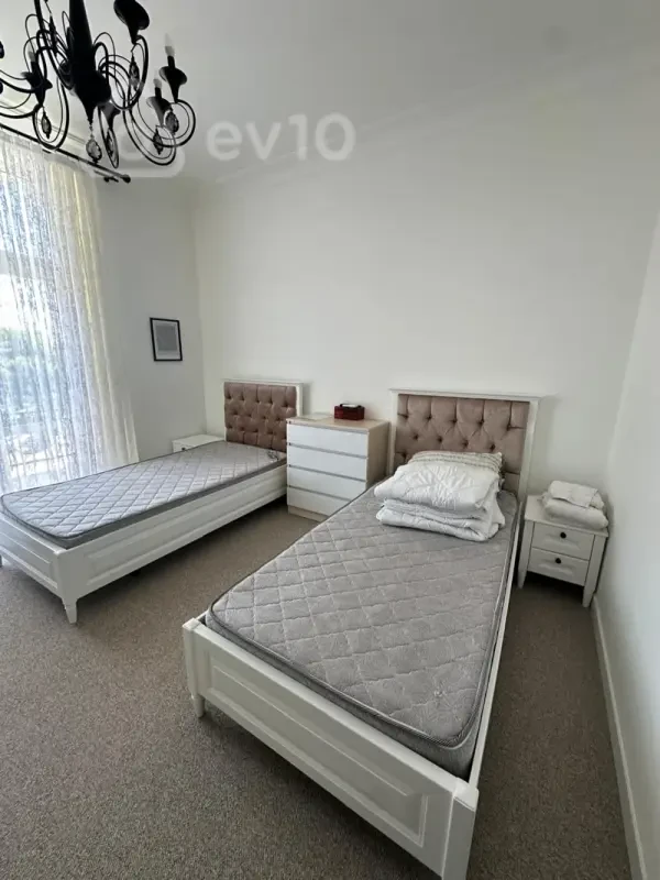 Kirayə verilir 1 otaqlı yeni tikili 45 m²