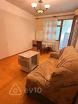 Kirayə verilir 1 otaqlı köhnə tikili 42 m² — Bakı, Nəsimi 1 otaq 42.00 m²