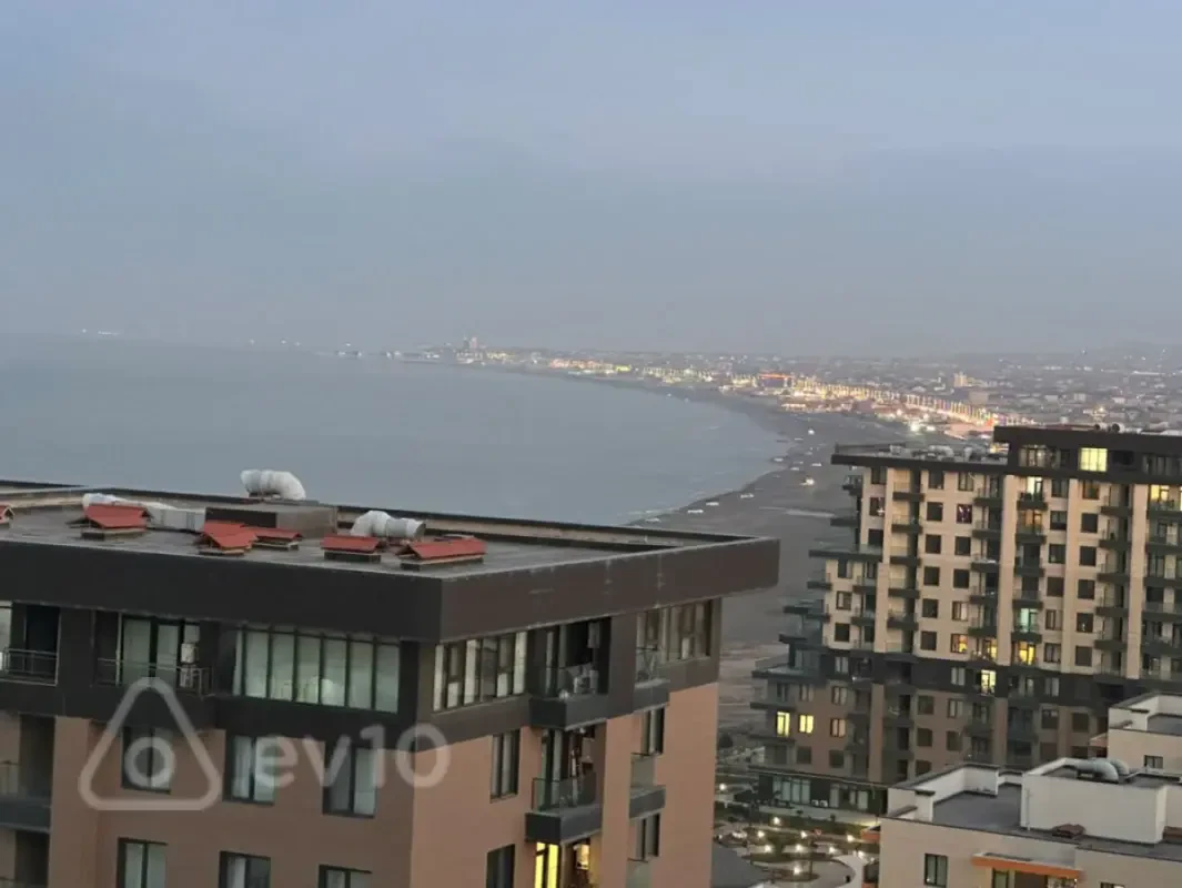 Satılır 2 otaqlı yeni tikili 99 m²