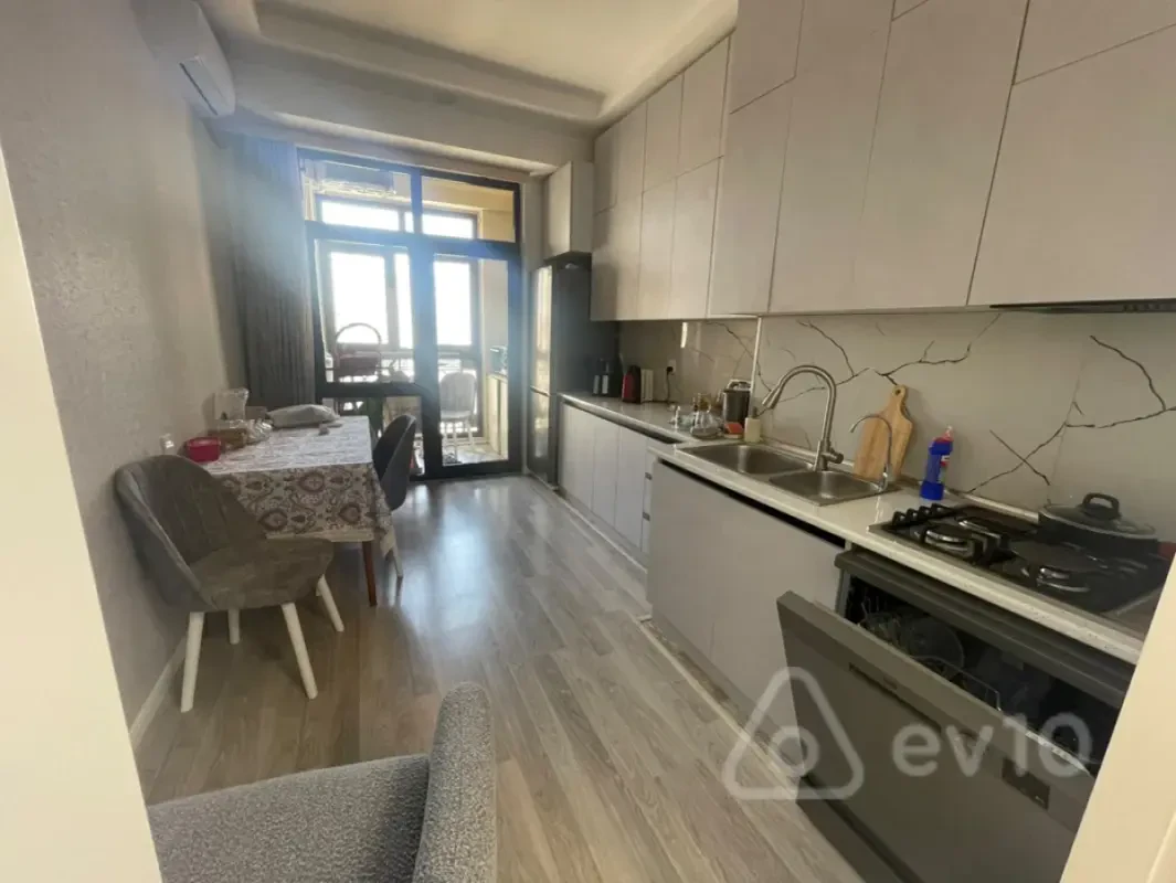 Satılır 2 otaqlı yeni tikili 51 m²