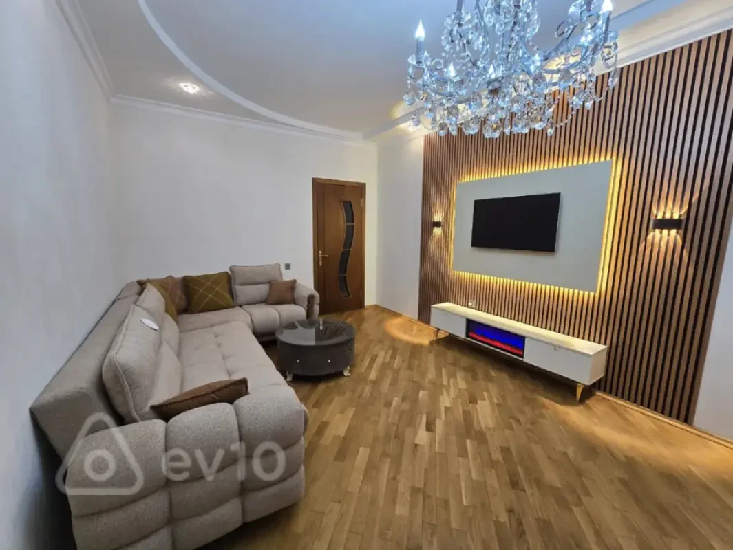 Kirayə verilir 2 otaqlı yeni tikili 75 m²