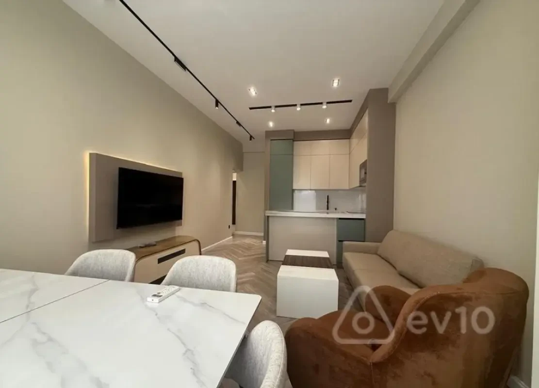 Kirayə verilir 2 otaqlı yeni tikili 70 m²