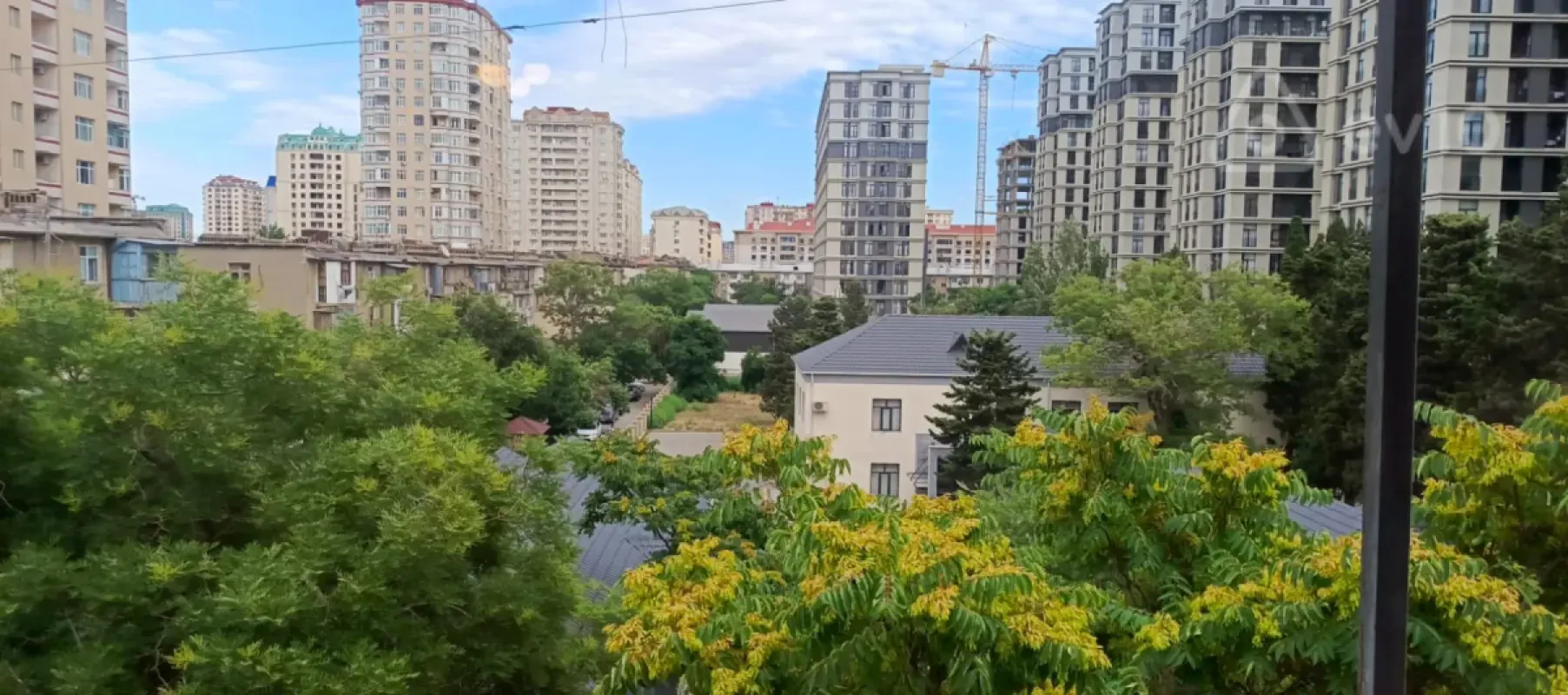 Kirayə verilir 3 otaqlı köhnə tikili 70 m²