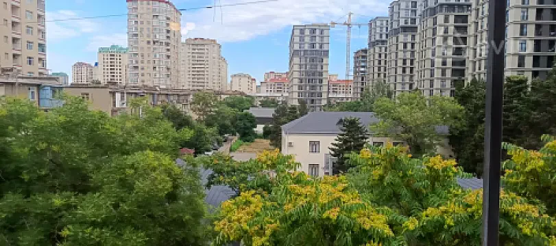 Kirayə verilir 3 otaqlı köhnə tikili 70 m² — Bakı, Nərimanov 3 otaq 70.00 m²