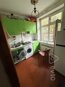Kirayə verilir 3 otaqlı köhnə tikili 130 m² — Bakı, Nərimanov 3 otaq 130.00 m²