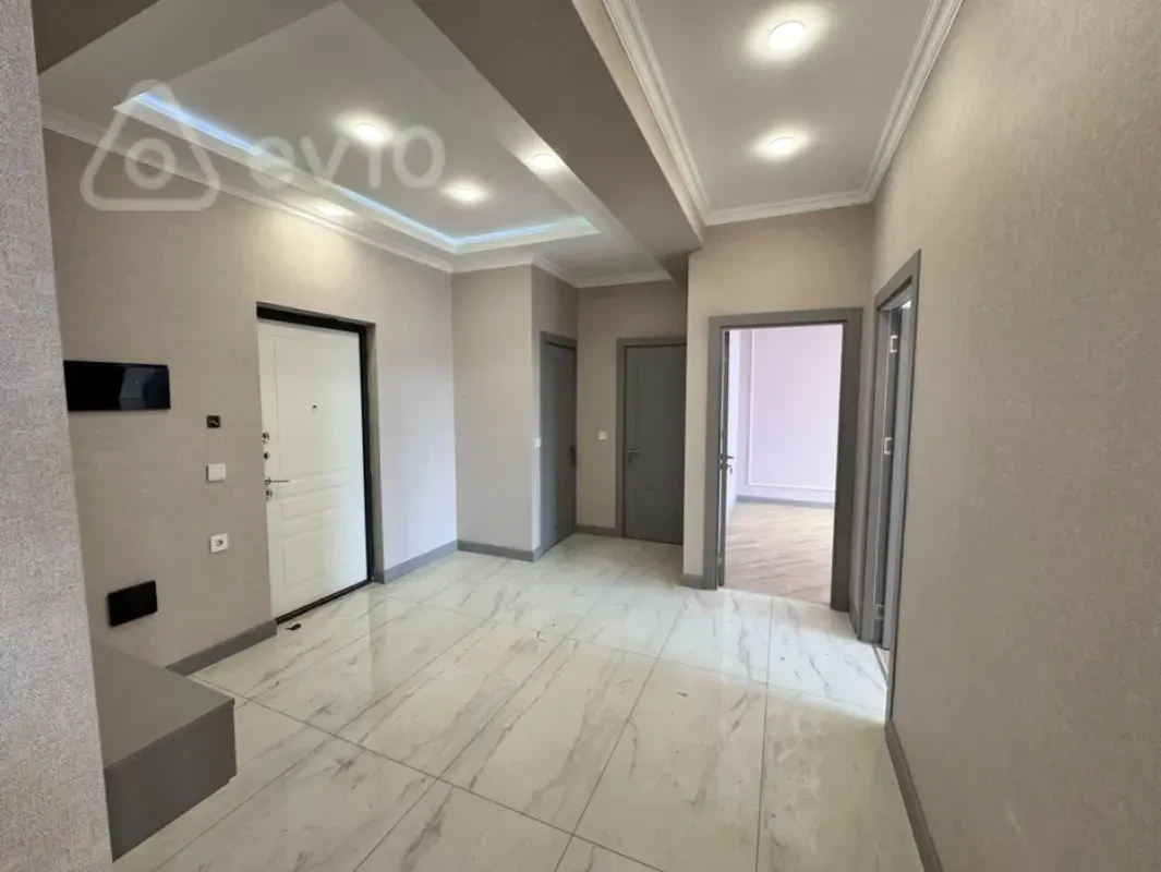 Satılır 2 otaqlı yeni tikili 87 m²