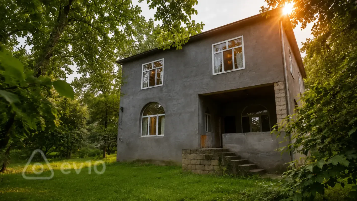 Satılır 4 otaqlı həyət evi 15 m²