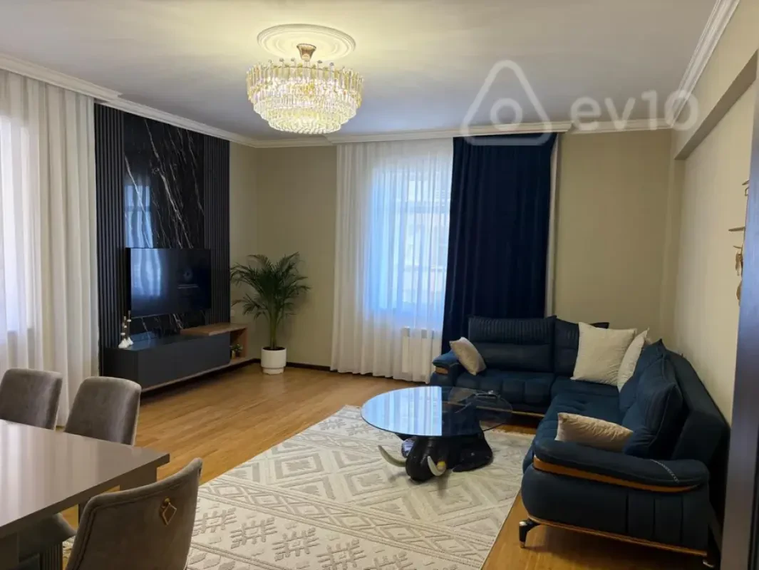 Kirayə verilir 2 otaqlı yeni tikili 100 m²