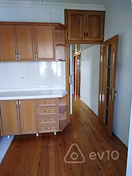 Kirayə verilir 5 otaqlı köhnə tikili 120 m² — Bakı, Xətai 5 otaq 120.00 m²