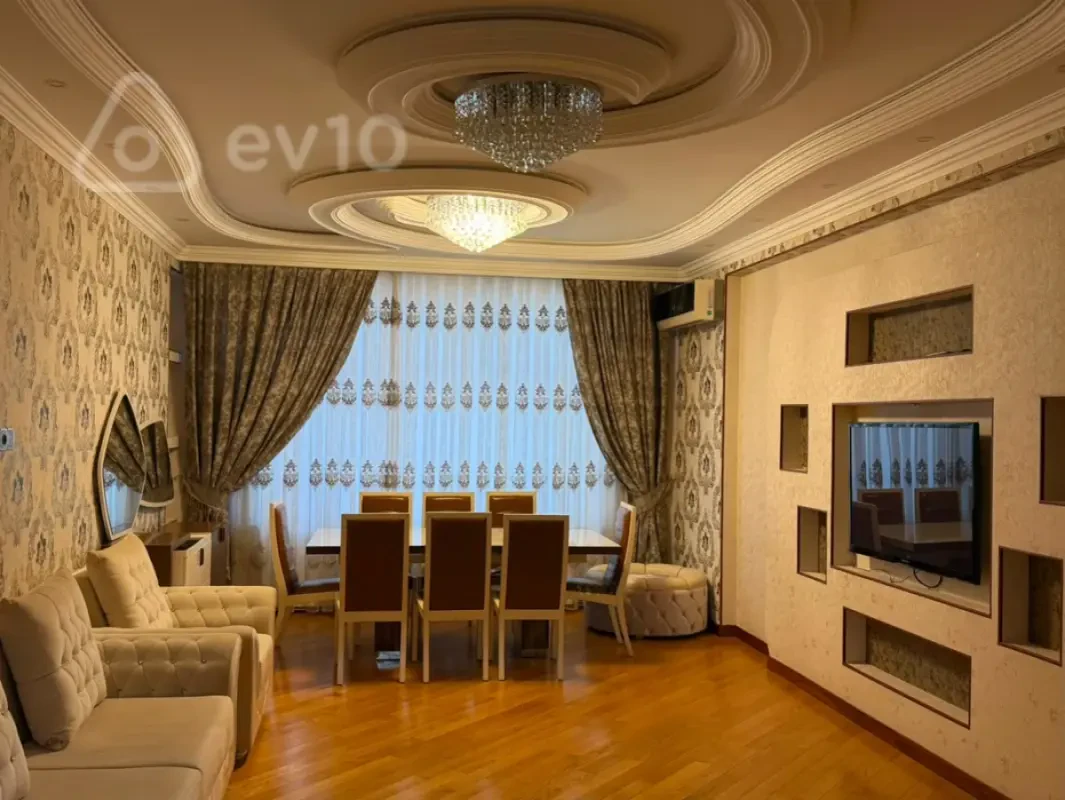Kirayə verilir 3 otaqlı yeni tikili 120 m²