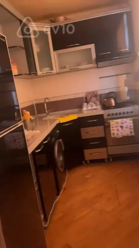 Kirayə verilir 2 otaqlı yeni tikili 50 m²