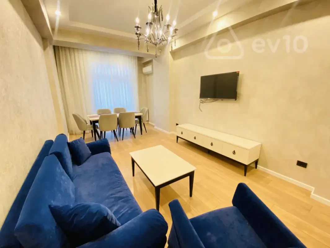 Kirayə verilir 2 otaqlı yeni tikili 70 m²