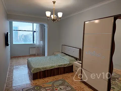 Kirayə verilir 3 otaqlı köhnə tikili 110 m² — Bakı, Nərimanov 3 otaq 110.00 m²