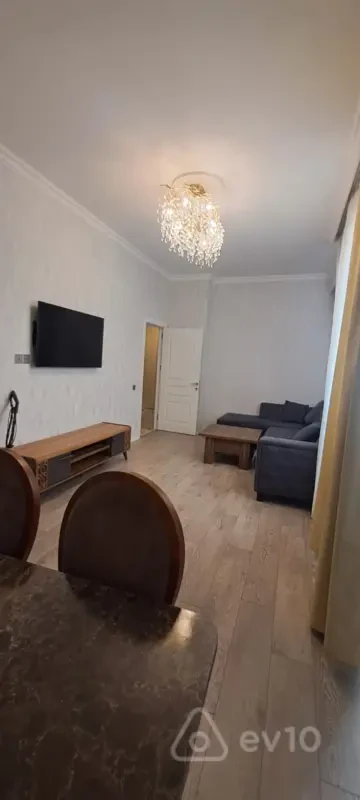 Kirayə verilir 2 otaqlı yeni tikili 66 m²