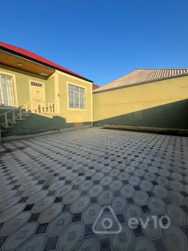 Satılır 3 otaqlı həyət evi 77 m²