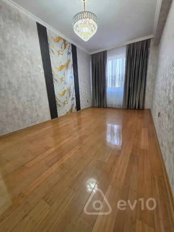 Satılır 2 otaqlı yeni tikili 65 m²
