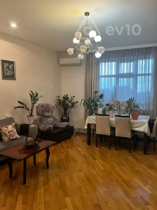 Satılır 3 otaqlı yeni tikili 95 m²